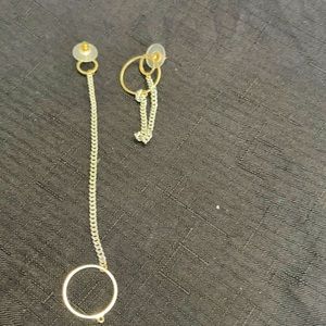 Earrings gold and silver tone dangling can be worn to ways  see photos